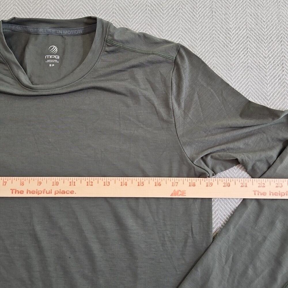 MPG Long Sleeve Base Shirt Men's Small Thyme Green Soft Moisture Wicking NWT - Picture 6 of 12